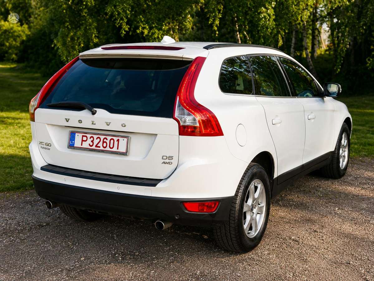 Volvo XC60, 2.4 l., mpv / minivan