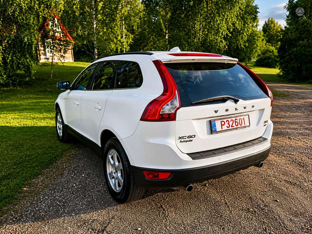 Volvo XC60, 2.4 l., mpv / minivan