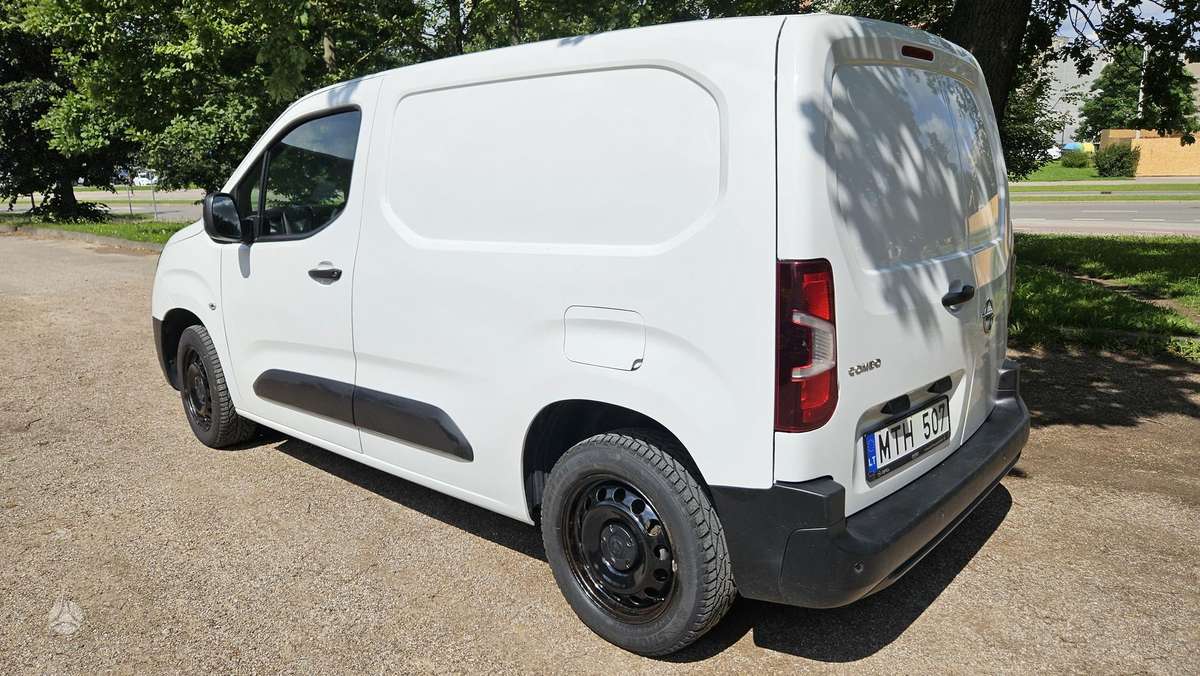 Opel Combo, 1.5 l., komercinis