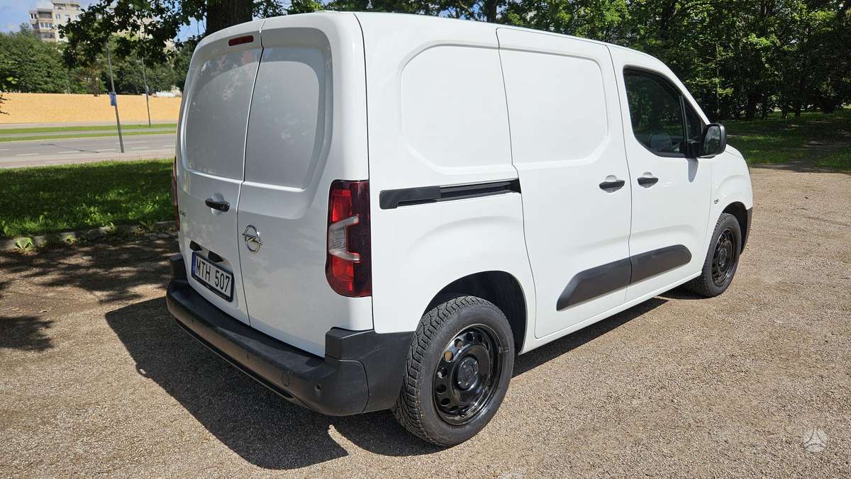 Opel Combo, 1.5 l., komercinis