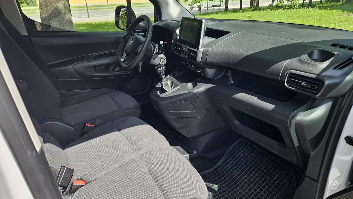 Opel Combo, 1.5 l., komercinis