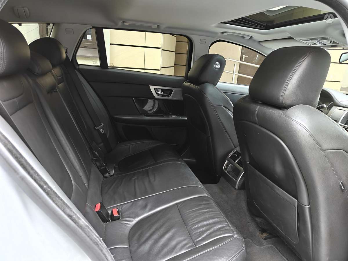 Jaguar XF, 3.0 l., Универсал