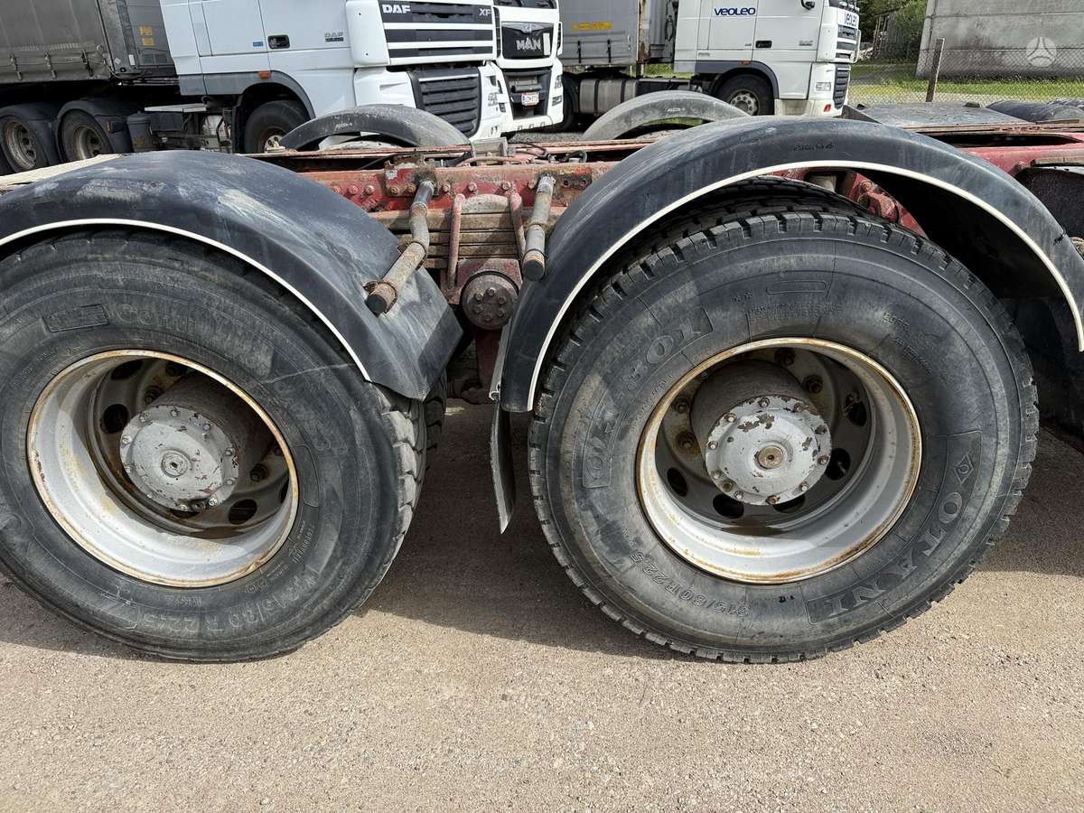 MAN 32.402 8x4 Manual, cab-chassis trucks