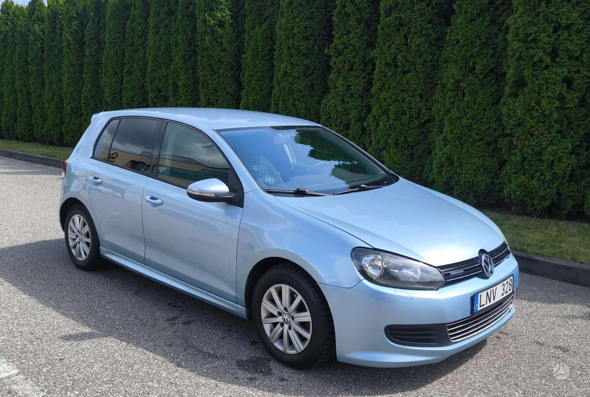 Volkswagen Golf - 4