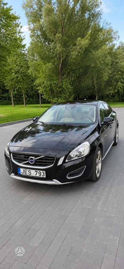 Volvo S60, 2.4 l., Седан
