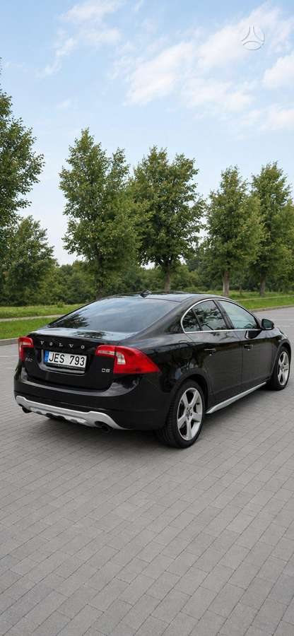 Volvo S60, 2.4 l., Седан