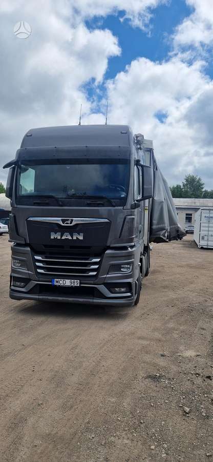 MAN Tgx 3, 2 miegamosios vietos