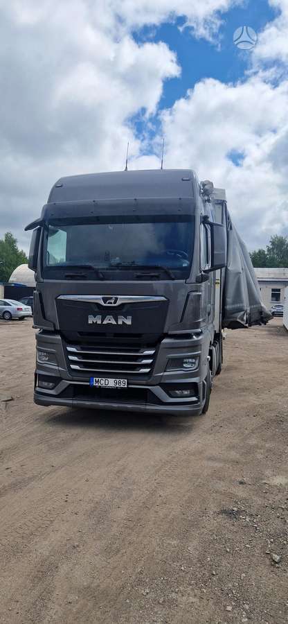 MAN Tgx 3, double sleeper