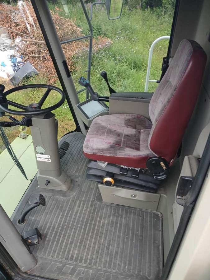 Claas Lexion 450, combine harvesters