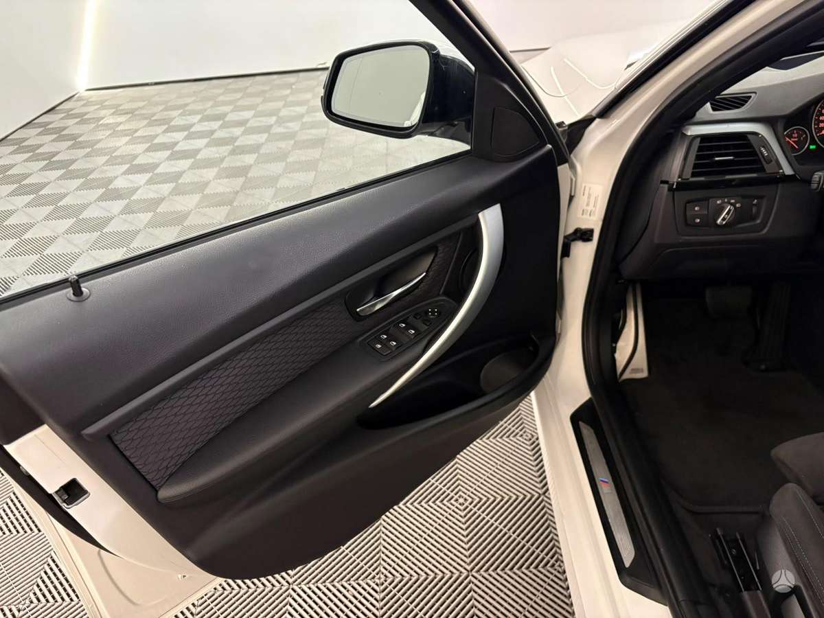 BMW 320, 2.0 l., universalas