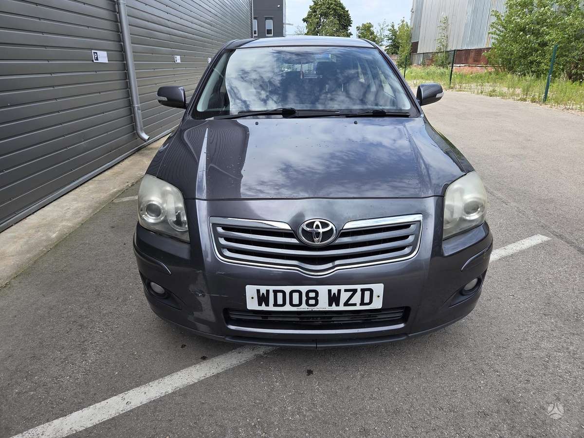 Toyota Avensis - 3
