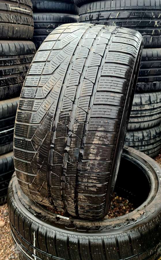 Pirelli SottoZero, winter 275/35 R19