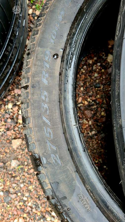 Pirelli SottoZero, winter 275/35 R19