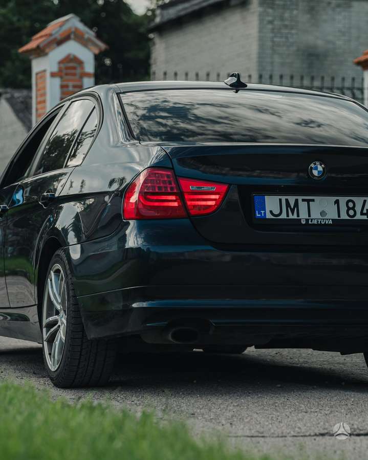 BMW 320, 2.0 l., sedanas