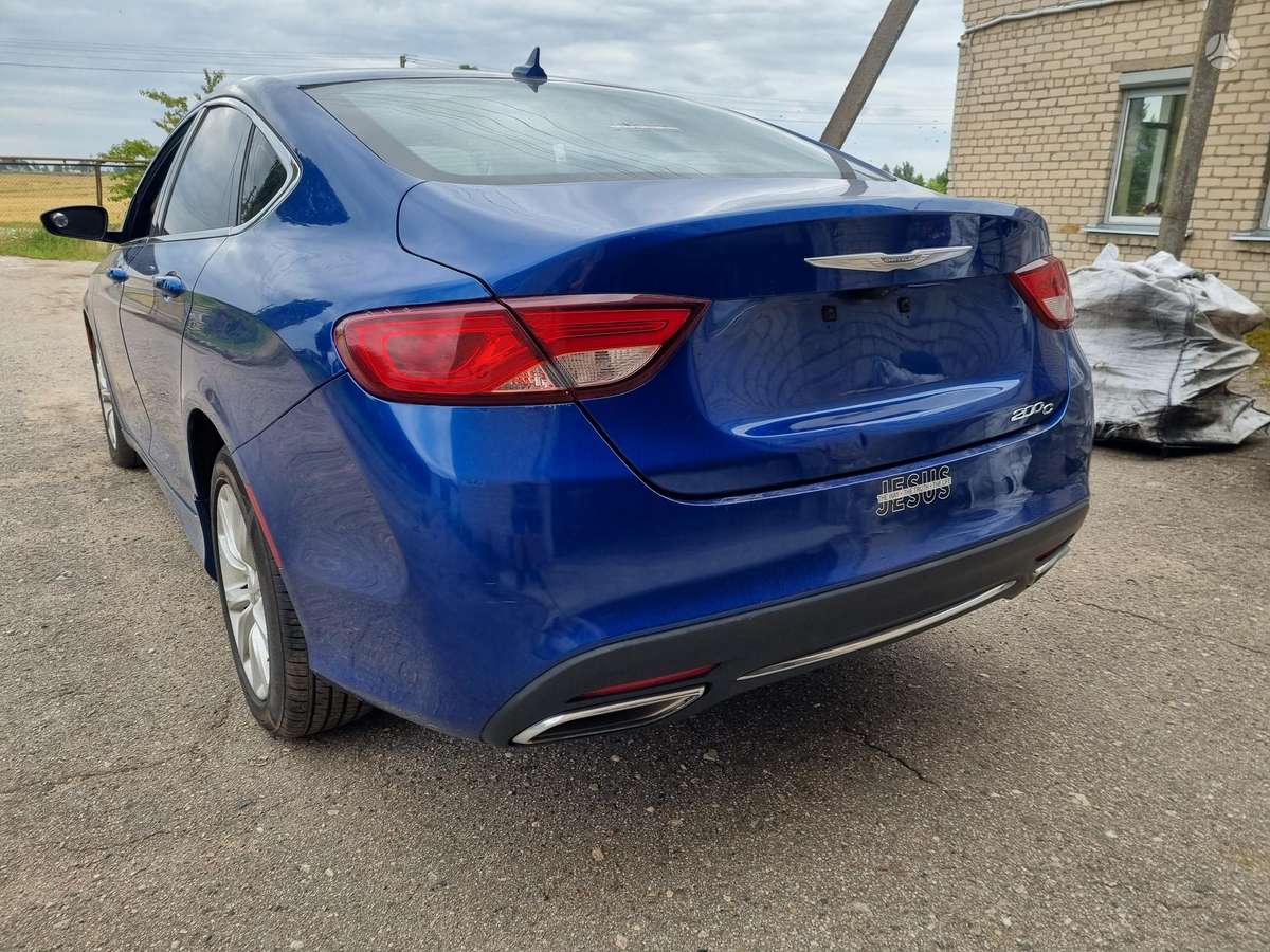 Chrysler 200 Chrysler 200c