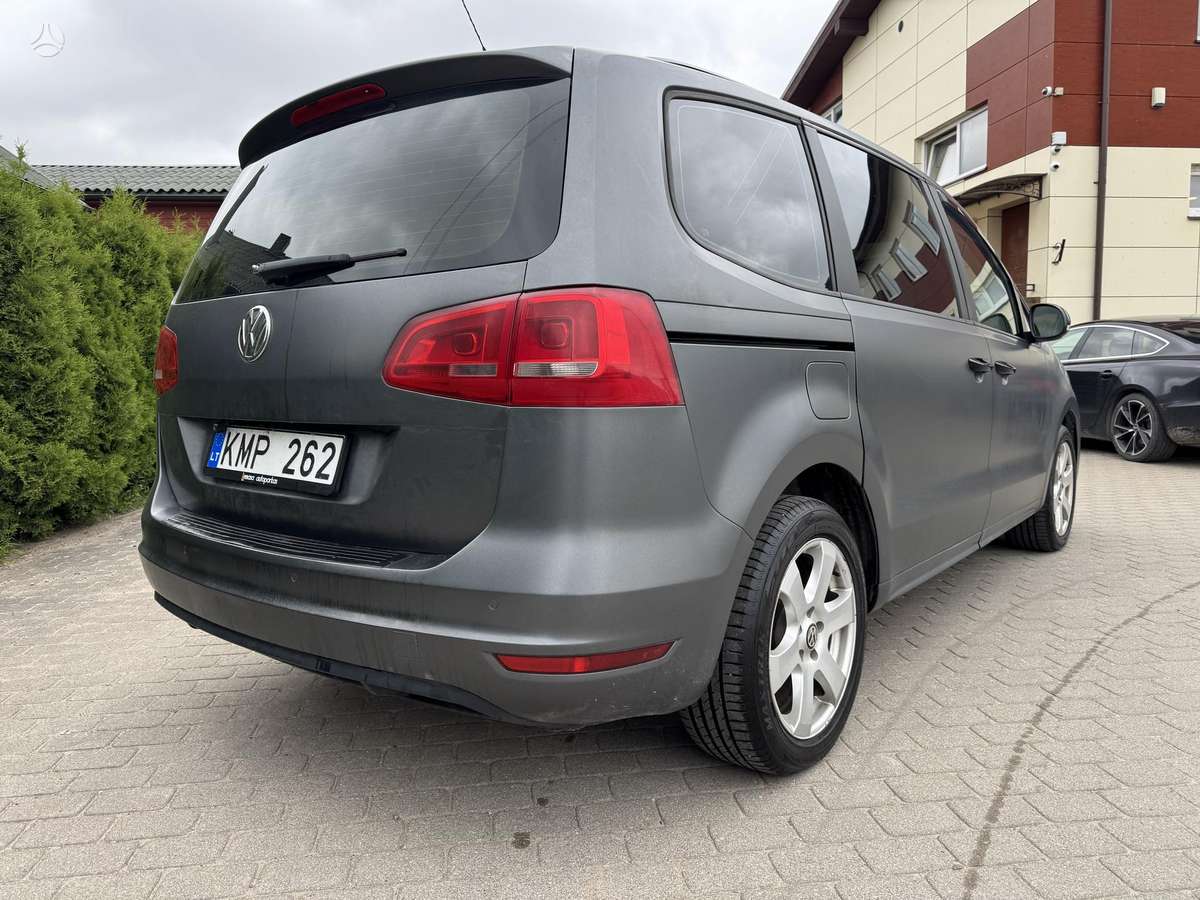 Volkswagen Sharan, 2.0 l., Универсал