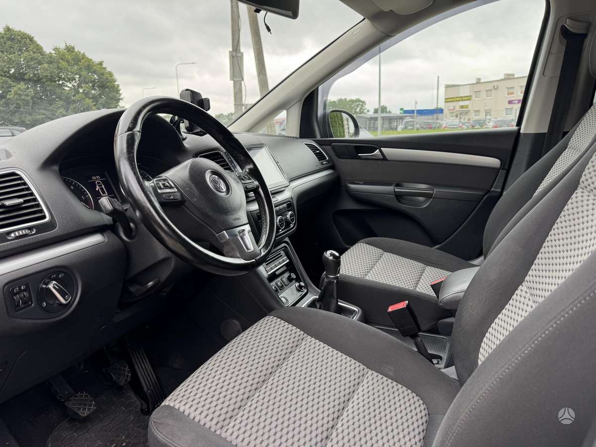 Volkswagen Sharan, 2.0 l., Универсал