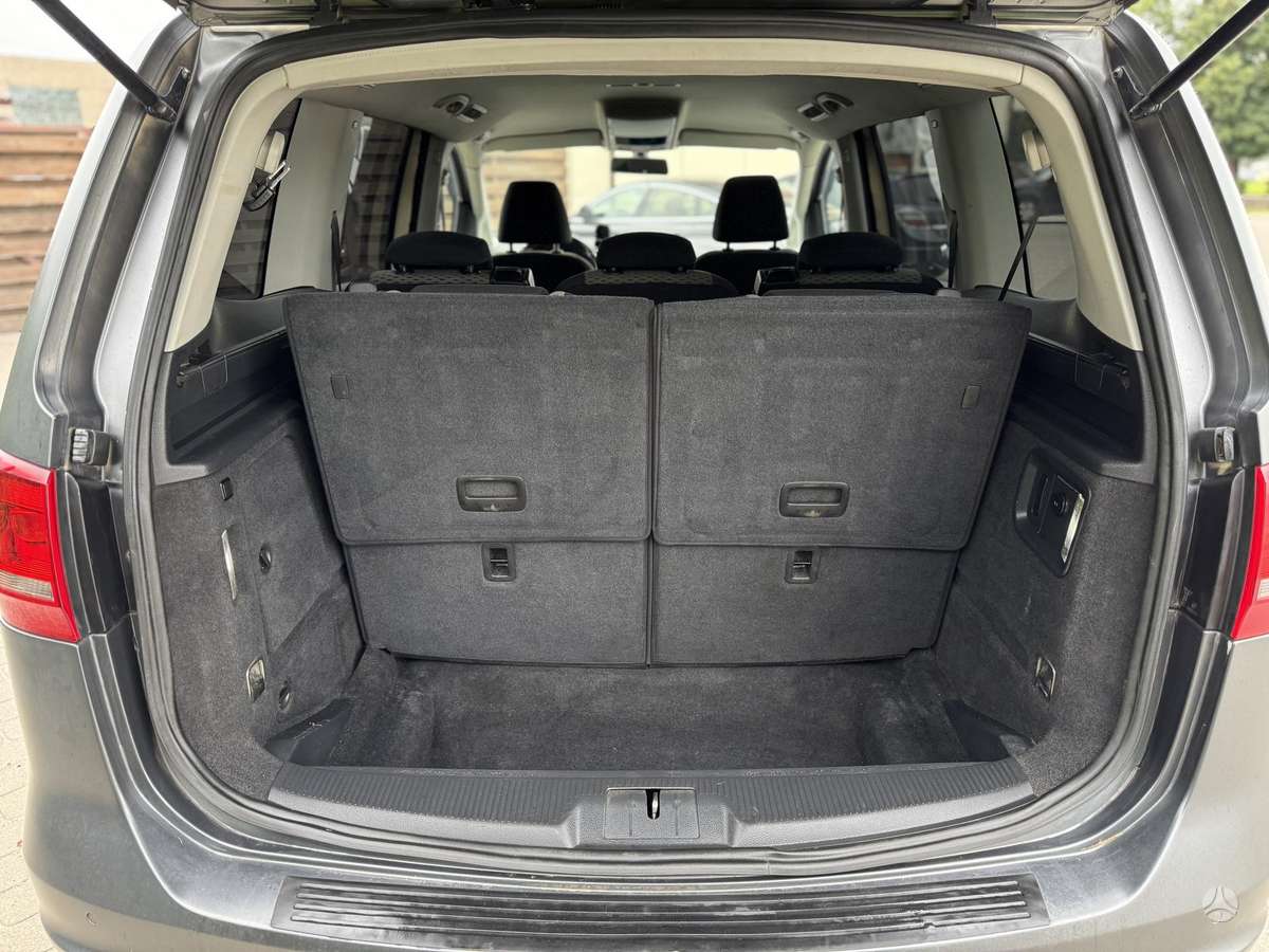 Volkswagen Sharan, 2.0 l., Универсал