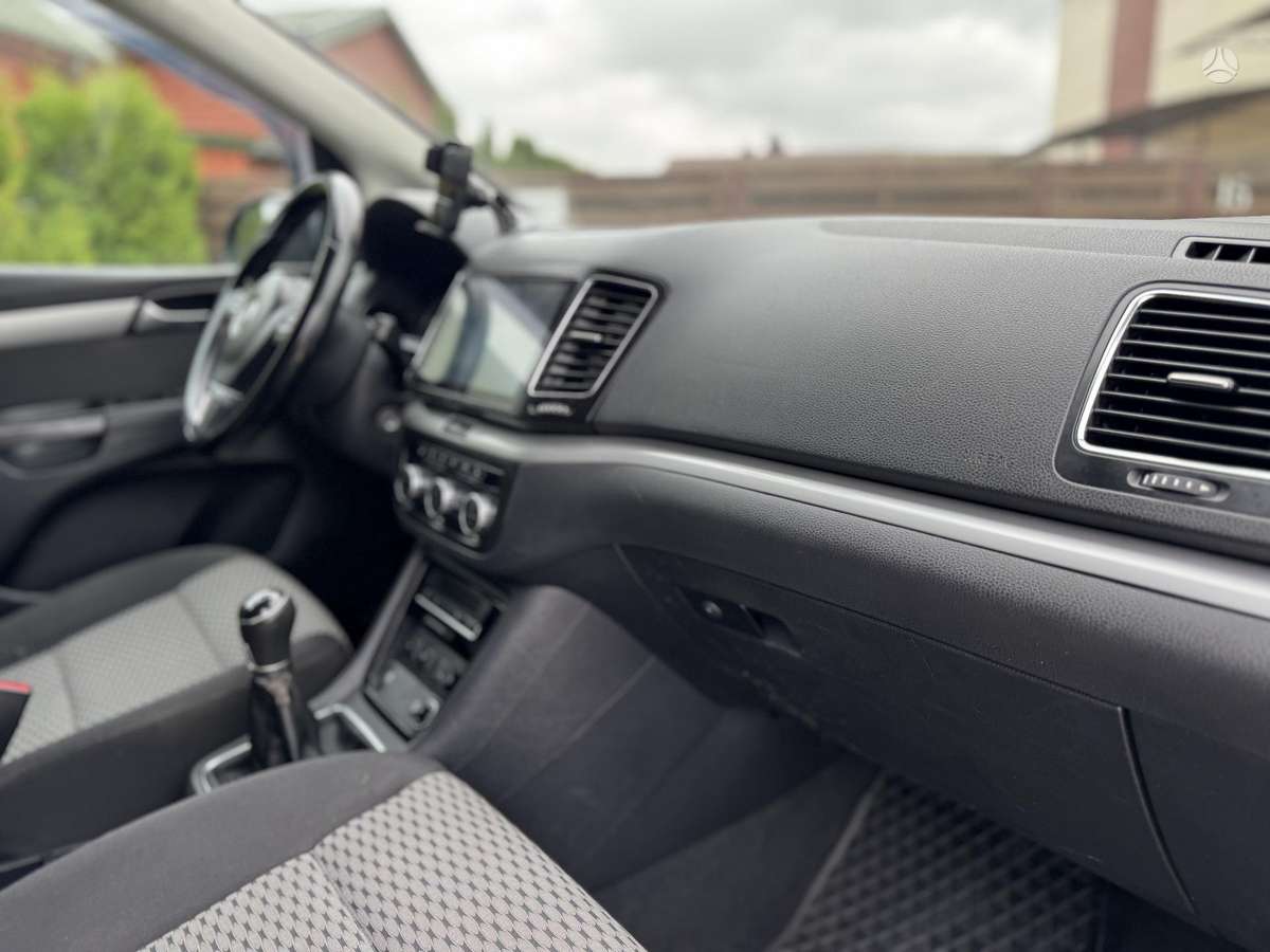Volkswagen Sharan, 2.0 l., Универсал
