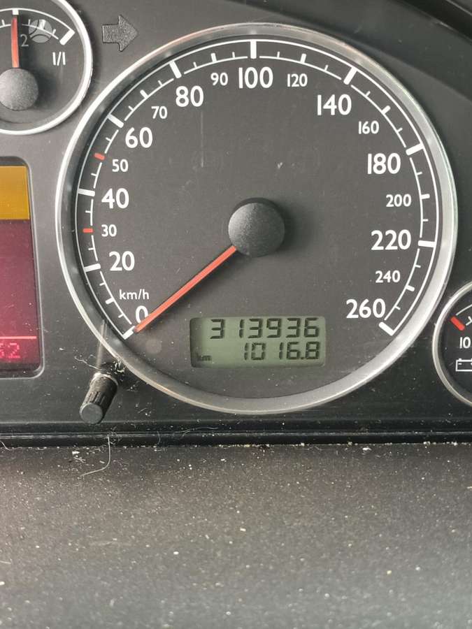 Volkswagen Sharan - 1