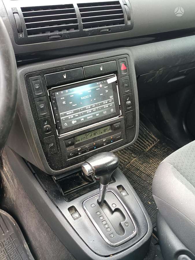 Volkswagen Sharan - 7
