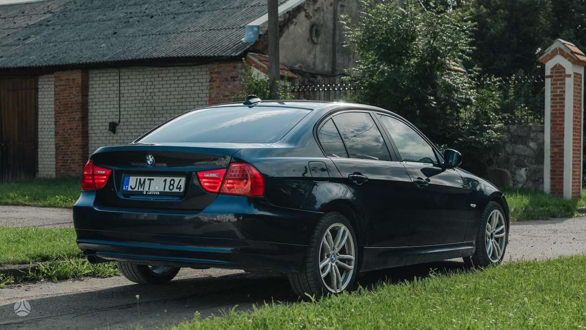 BMW 320, 2.0 l., Седан