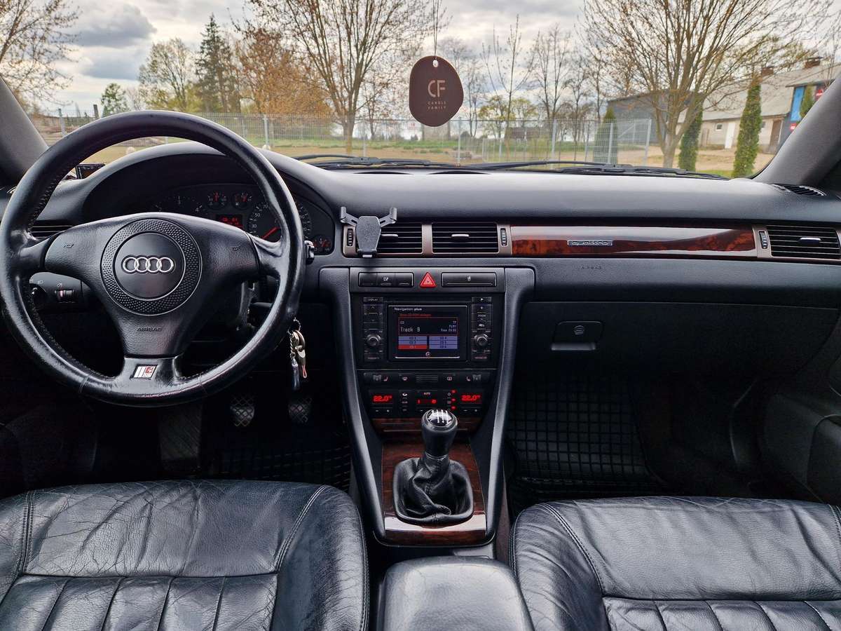 Audi A6, 2.5 l., Седан