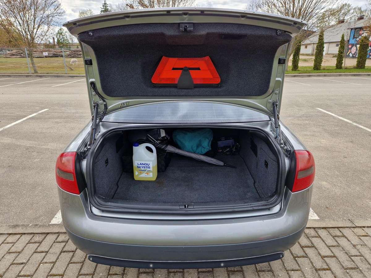 Audi A6, 2.5 l., Седан