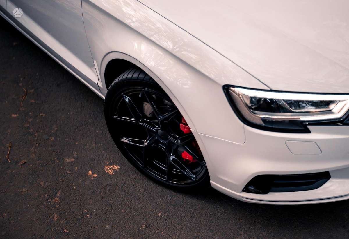 Audi A3, 2.0 l., Седан