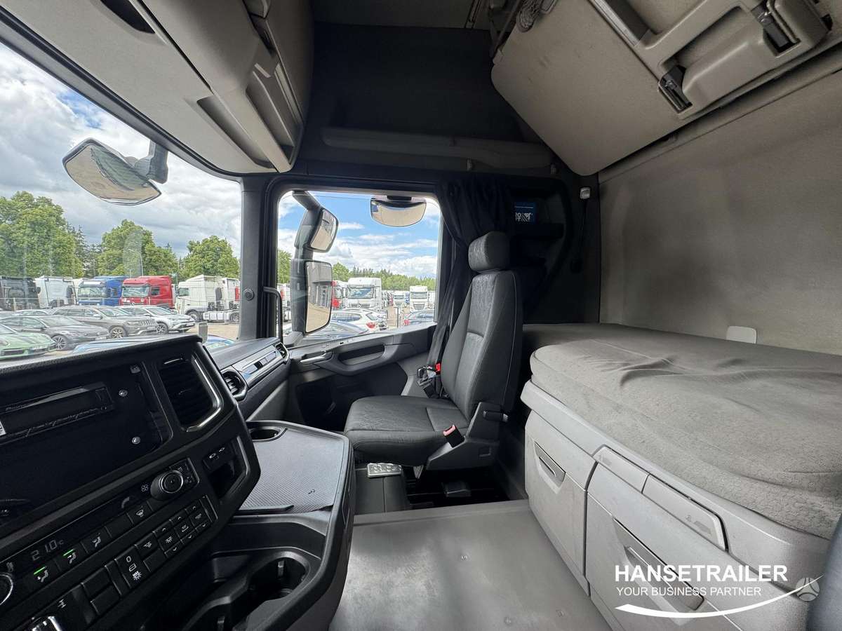 Scania R450 Retarder, double sleeper