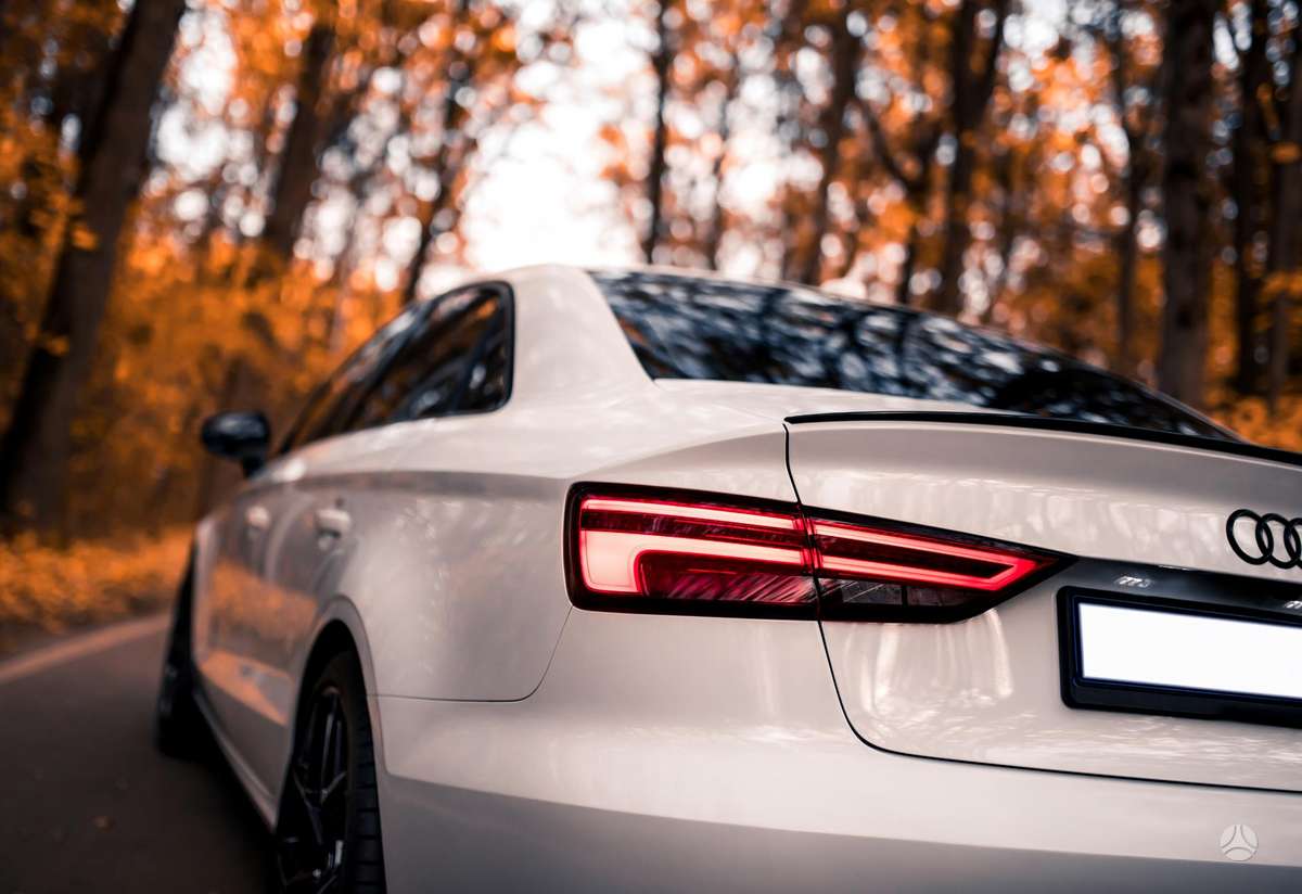 Audi A3, 2.0 l., saloon / sedan