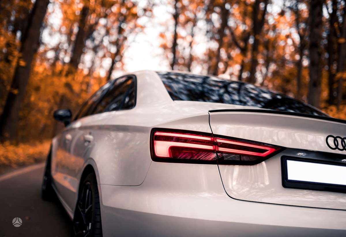 Audi A3, 2.0 l., Седан