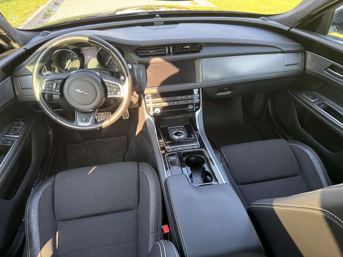 Jaguar XF, 2.0 l., Универсал