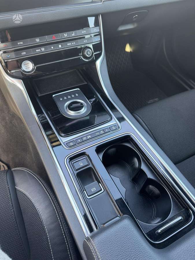 Jaguar XF, 2.0 l., Универсал