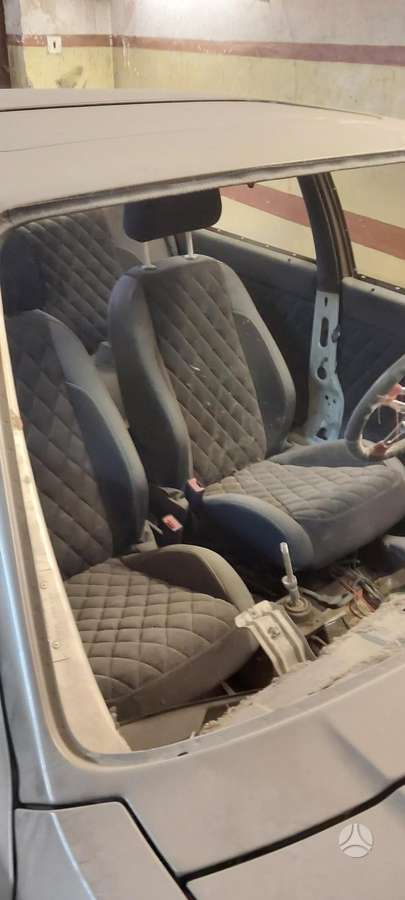 Audi 90, 2.2 l., Седан
