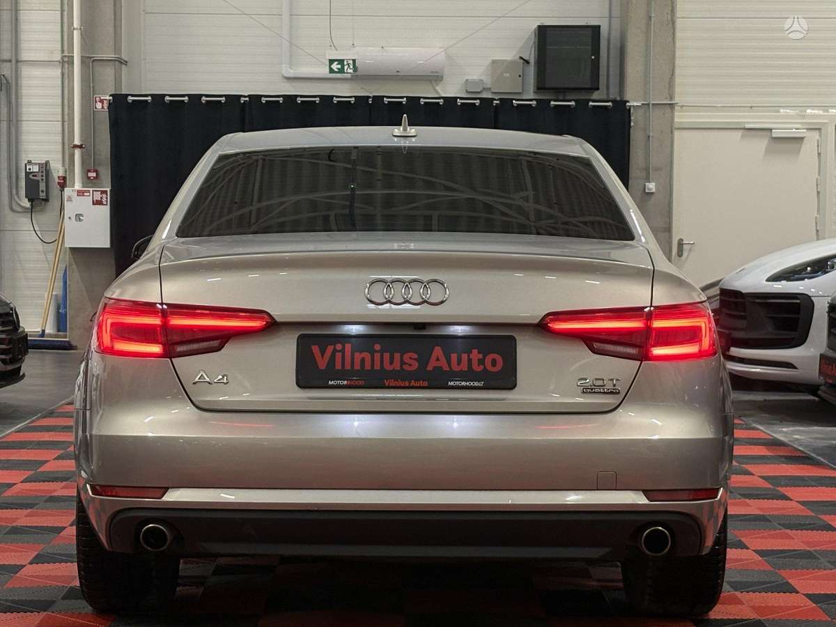 Audi A4, 2.0 l., Седан