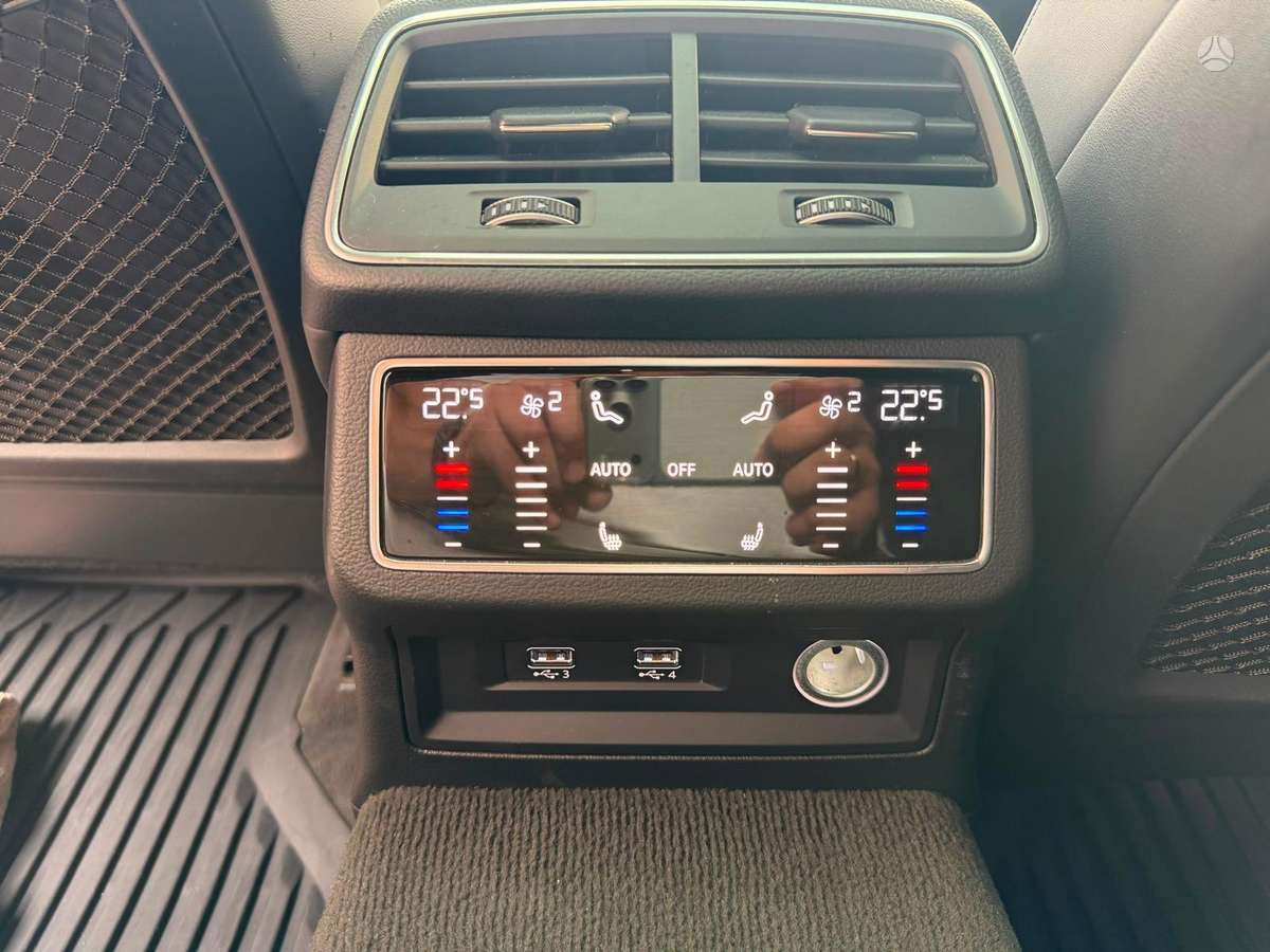 Audi A7, 3.0 l., hatchback