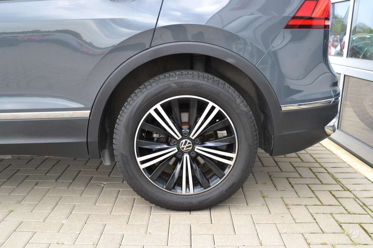 Volkswagen Tiguan - 7