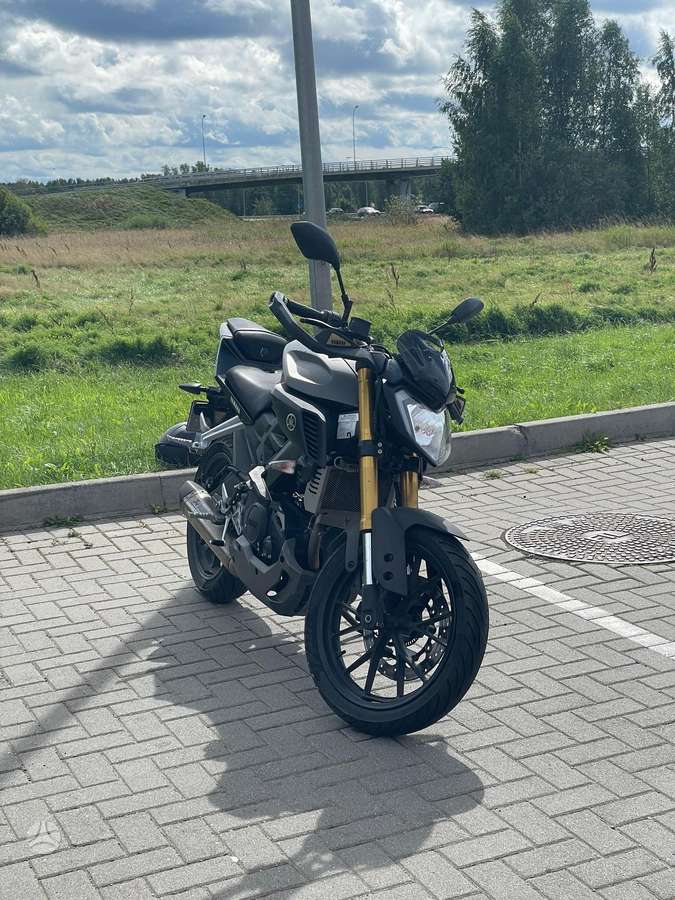 Yamaha MT 125 125cc, street / classic