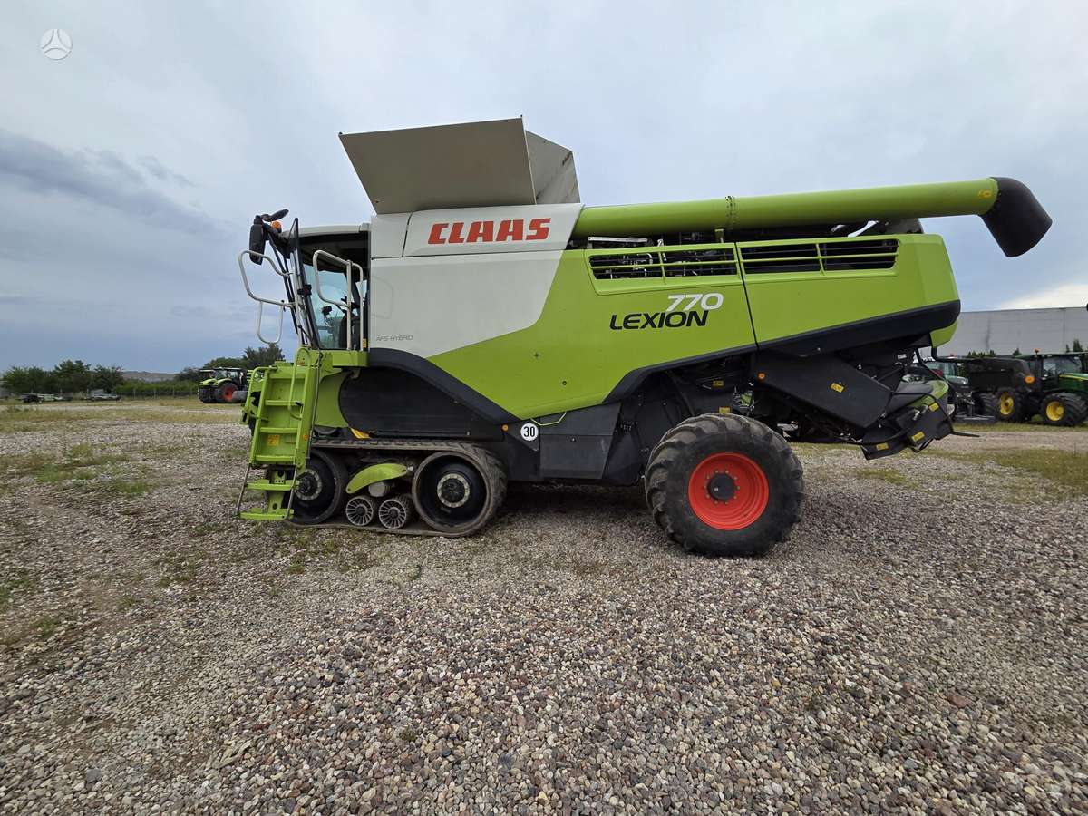 Claas Lexion 770 TT, combine harvesters