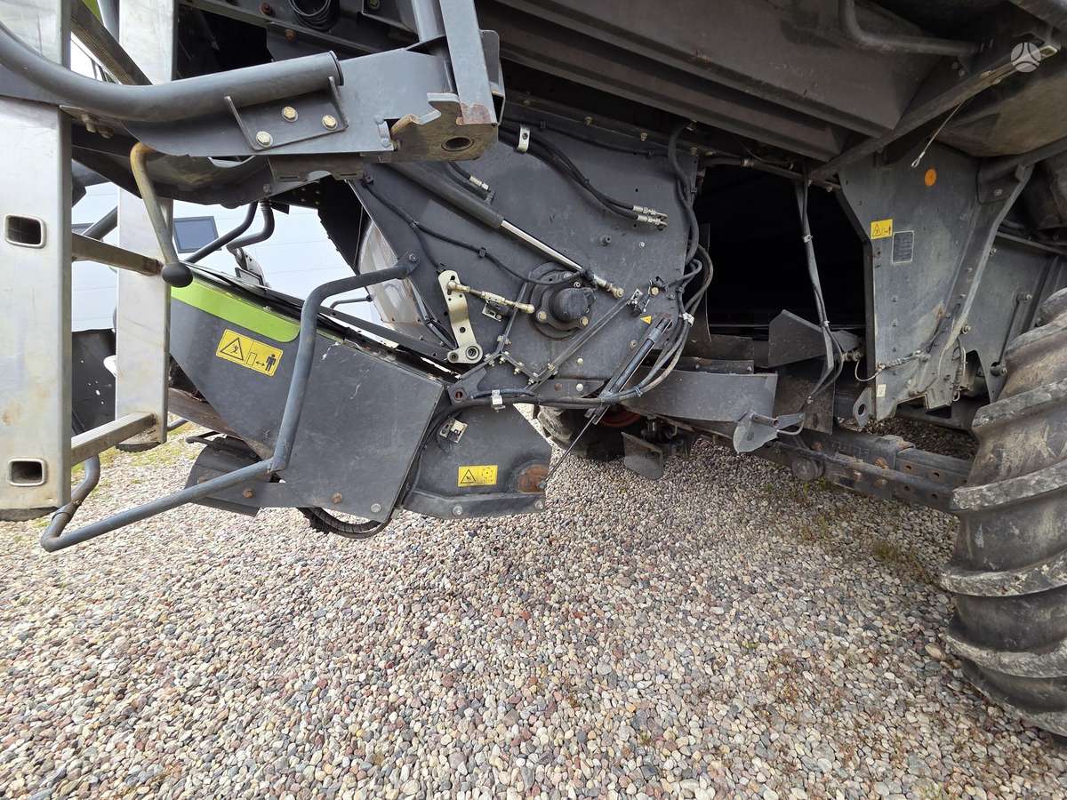 Claas Lexion 770 TT, combine harvesters