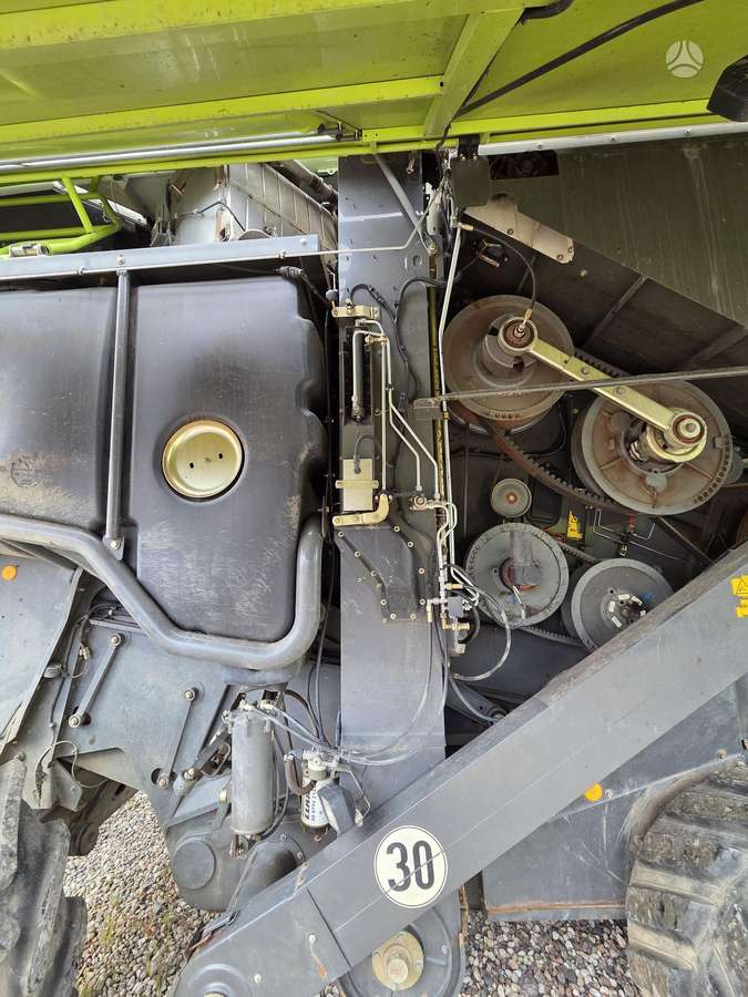 Claas Lexion 770 TT, combine harvesters