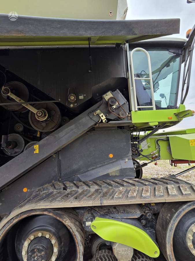 Claas Lexion 770 TT, combine harvesters