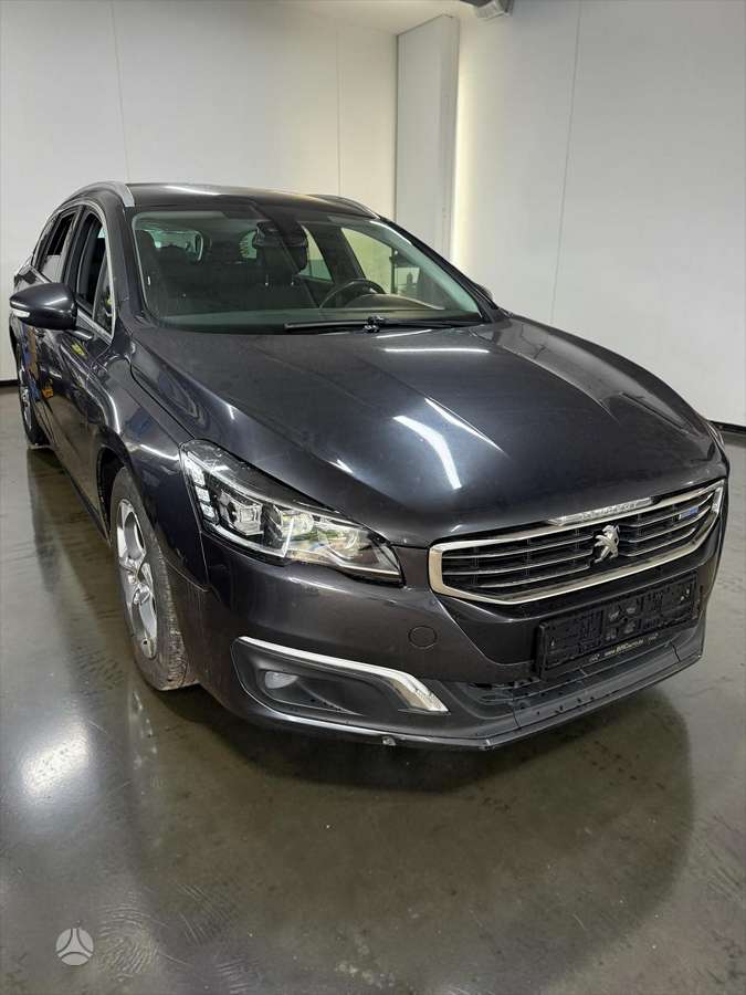 Peugeot 508 по частям. Dalis siunciame