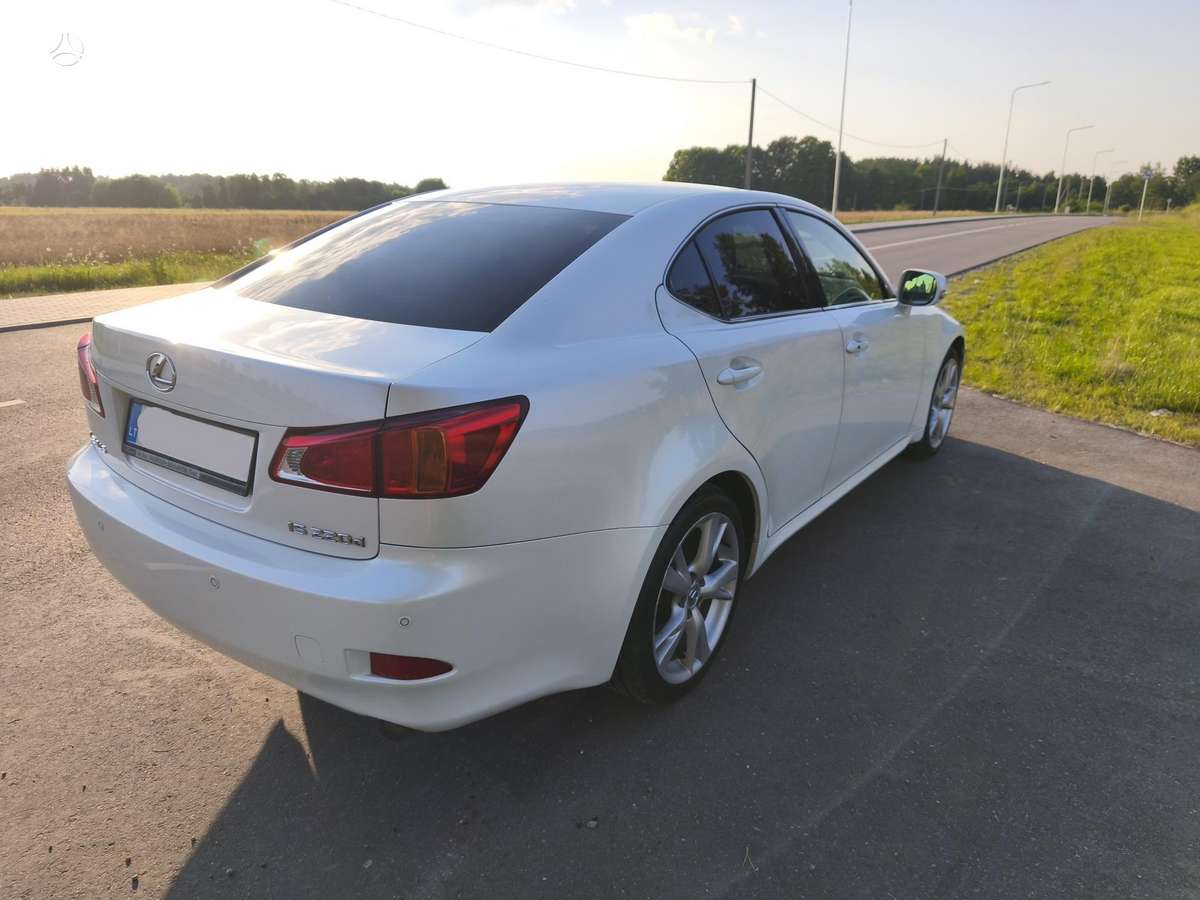 Lexus IS 220, 2.2 l., Седан