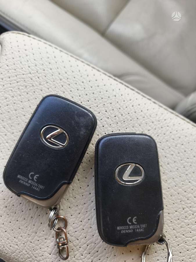 Lexus IS 220, 2.2 l., Седан