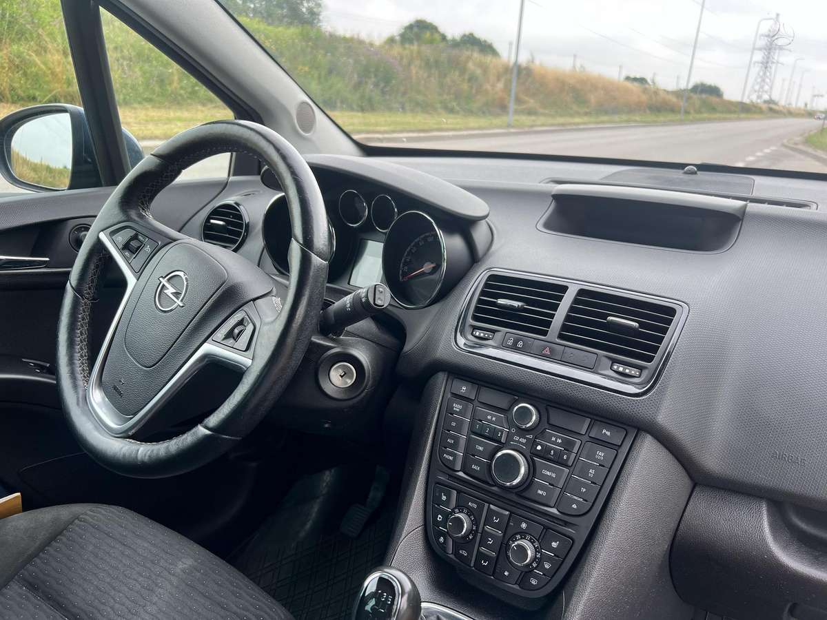 Opel Meriva, 1.4 l., Минивэн