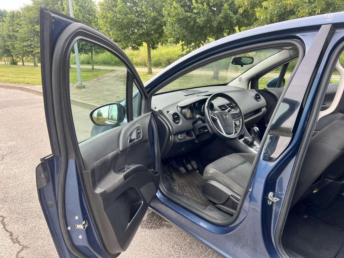 Opel Meriva, 1.4 l., Минивэн