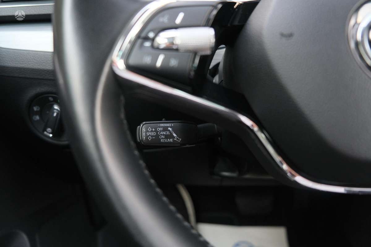 Skoda Superb, 1.5 l., Хэтчбек