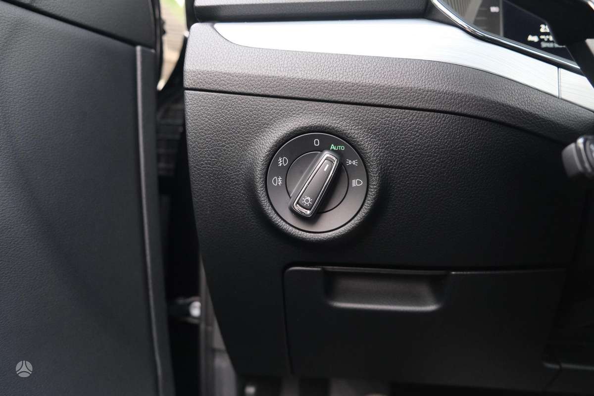Skoda Superb, 1.5 l., hatchback
